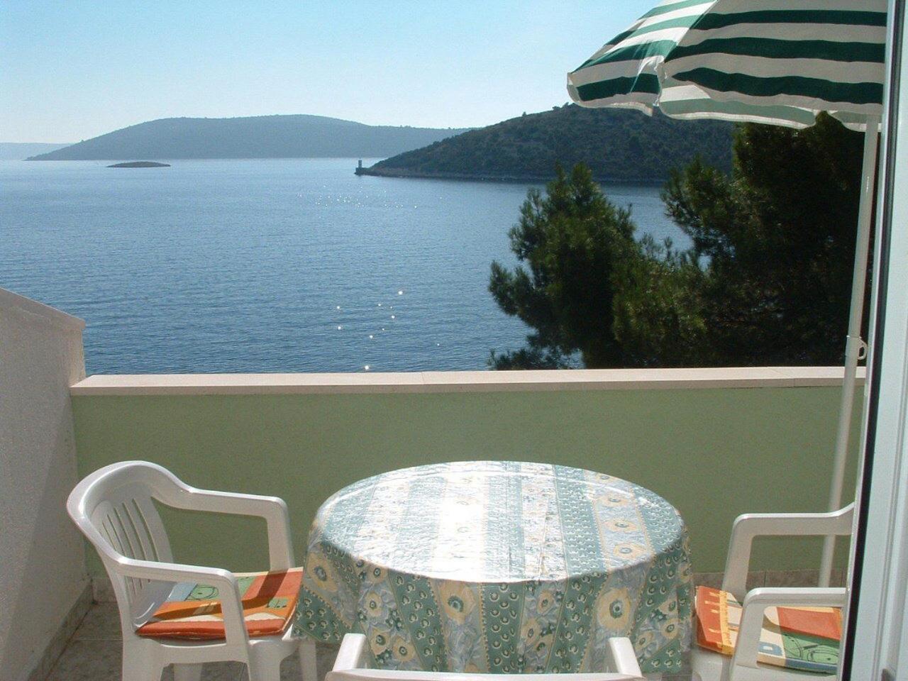 Apartments Tonka Vinisce Luaran gambar